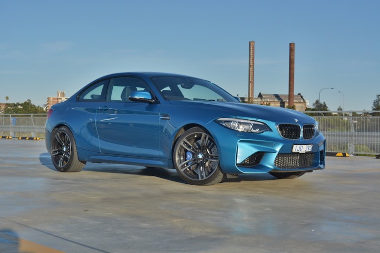2018 BMW M2: Đánh giá chi tiết về “Quái thú” cỡ nhỏ đầy mê hoặc 2 2018 bmw m2 - Hình 4