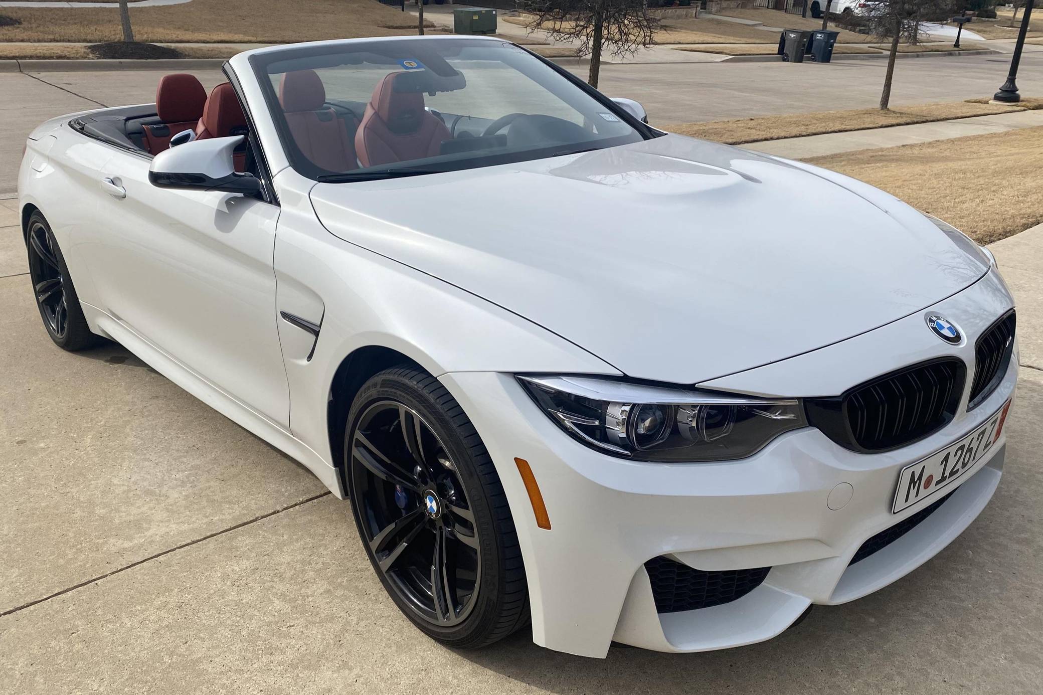 2018 BMW M4 Convertible: Đẳng Cấp Xếp Hàng Đầu Và Trải Nghiệm Lái Xe Mui Trần Đỉnh Cao 3 2018 bmw m4 convertible - Hình 3