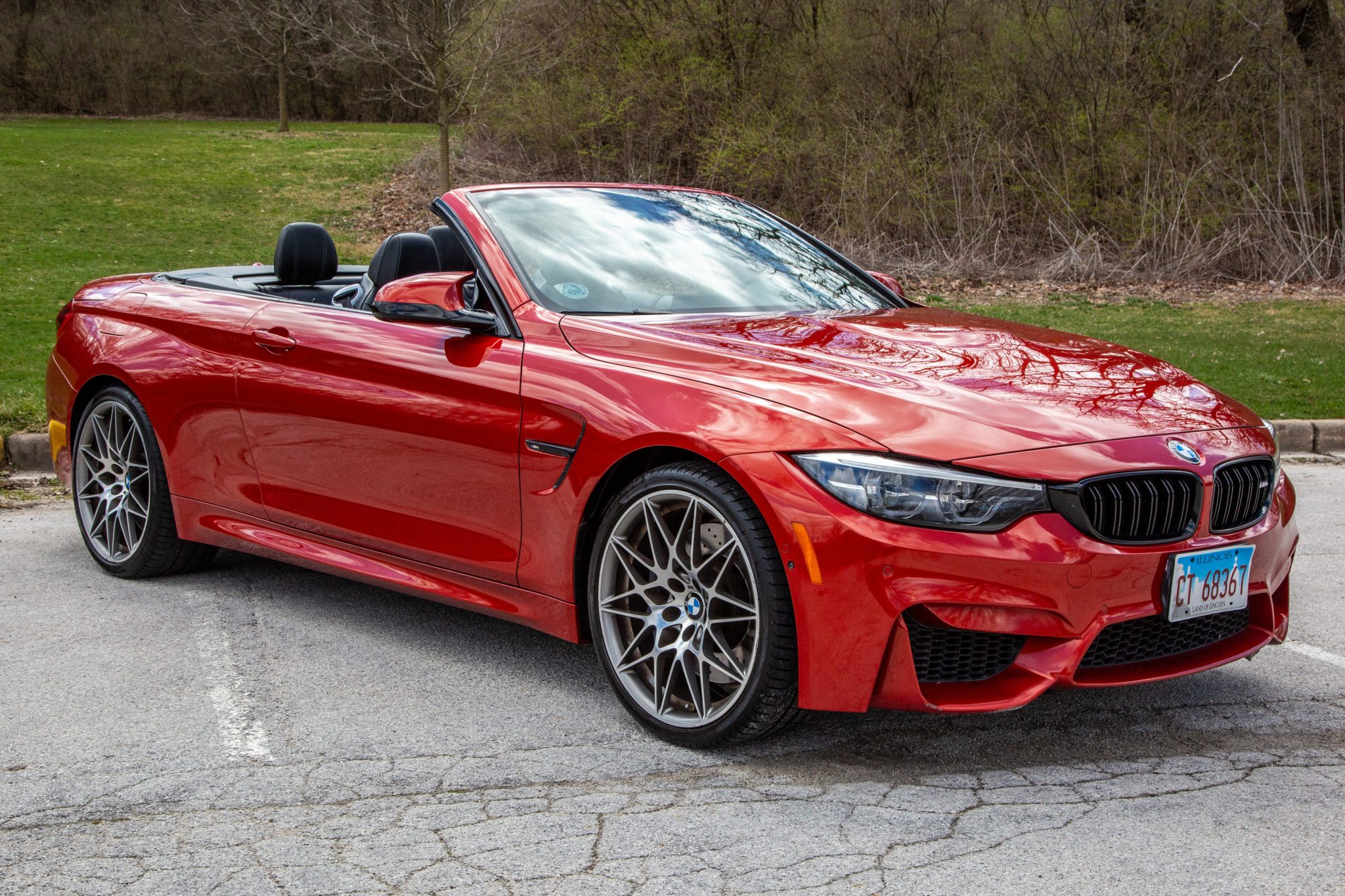 2018 BMW M4 Convertible: Đẳng Cấp Xếp Hàng Đầu Và Trải Nghiệm Lái Xe Mui Trần Đỉnh Cao 2 2018 bmw m4 convertible - Hình 4