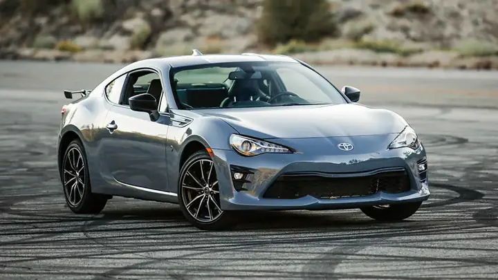 2018 Toyota 86 – Đánh Giá Toàn Diện, Thiết Kế, Động Cơ, Trải Nghiệm Lái Và So Sánh Với Đối Thủ 2018 Toyota 86 – Đánh Giá Toàn Diện, Thiết Kế, Động Cơ, Trải Nghiệm Lái Và So Sánh Với Đối Thủ