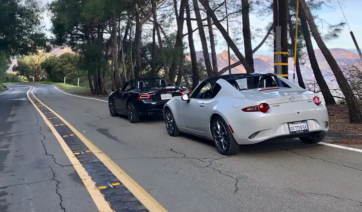 So Sánh Chi Tiết: Mazda Mx-5 Miata 2019 Và Fiat 124 Spider - Lựa Chọn Nào Cho Bạn?