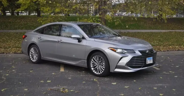 2020 Toyota Avalon: Đánh Giá Toàn Diện Và Những Điều Bạn Cần Biết Khi Sở Hữu Một Chiếc Sedan Hạng Sang 2020 Toyota Avalon: Đánh Giá Toàn Diện Và Những Điều Bạn Cần Biết Khi Sở Hữu Một Chiếc Sedan Hạng Sang
