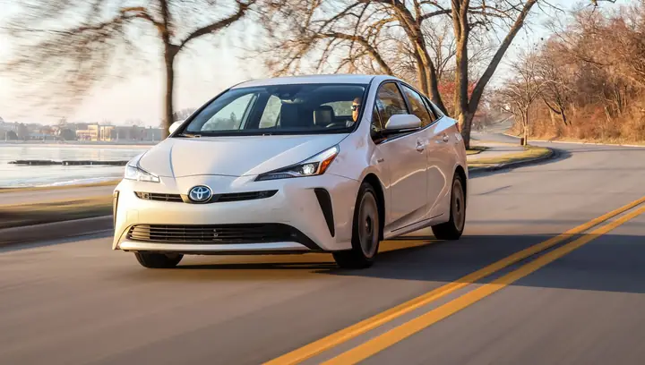 2020 Toyota Prius – Đánh Giá Toàn Diện, So Sánh Và Lời Khuyên Khi Mua Xe 2020 Toyota Prius – Đánh Giá Toàn Diện, So Sánh Và Lời Khuyên Khi Mua Xe
