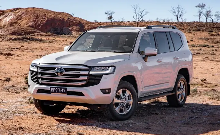 300 Series Toyota: Lịch Sử, Đặc Điểm Và Tầm Ảnh Hưởng Đến Ngành Công Nghiệp Ô Tô Thế Giới 300 Series Toyota: Lịch Sử, Đặc Điểm Và Tầm Ảnh Hưởng Đến Ngành Công Nghiệp Ô Tô Thế Giới