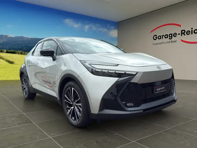 4x4 Toyota Hybrid: Sự Kết Hợp Hoàn Hảo Giữa Khả Năng Off‑road Và Công Nghệ Tiết Kiệm Nhiên Liệu