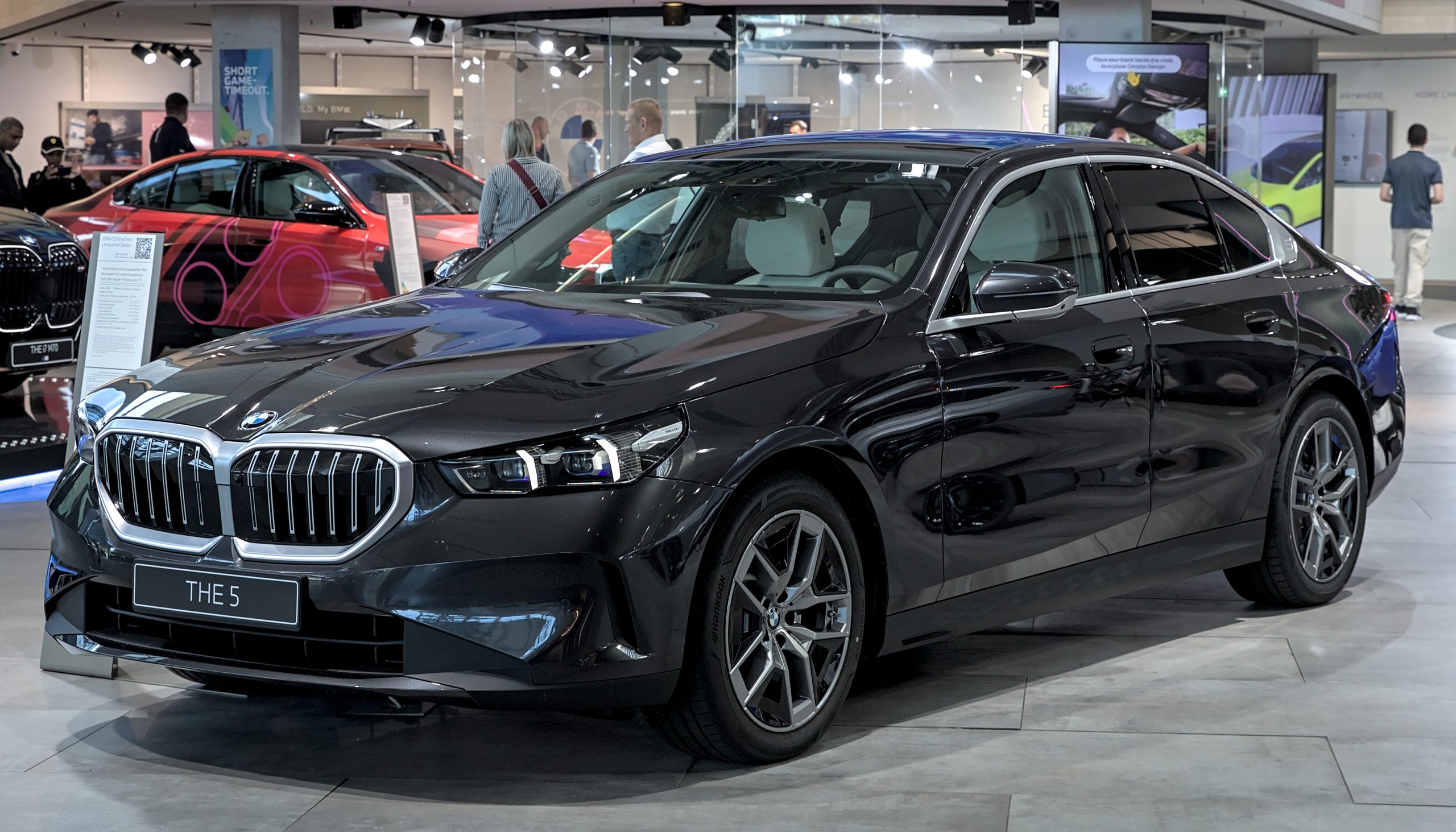 BMW 5 Series (5 er BMW): Đẳng Cấp Sedan Hạng Sang Trung Tâm Không Thể Bỏ Lỡ 3 5 er bmw - Hình 3