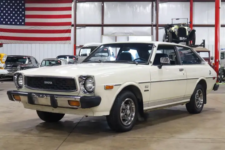 79 Toyota Corolla – Tổng Quan Chi Tiết Về Mẫu Xe Đa Thế Hệ Và Những Điểm Đáng Chú Ý