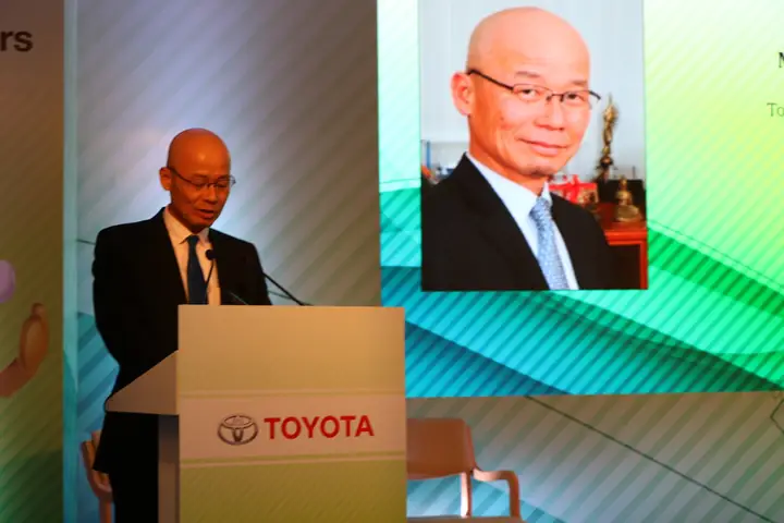 Akito Tachibana Và Toyota: Hành Trình Đột Phá Của Người Đam Mê Ô Tô Nhật Bản