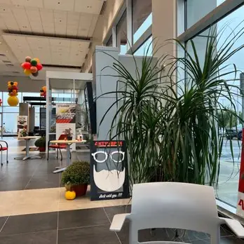 Antwerp Và Toyota Clarksville: Câu Chuyện Kết Nối Hai Thị Trường Ô Tô Quốc Tế Antwerp Và Toyota Clarksville: Câu Chuyện Kết Nối Hai Thị Trường Ô Tô Quốc Tế