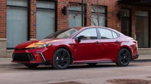 Toyota Camry: Đánh Giá Toàn Diện Về Độ Bền, Hiệu Suất Và Công Nghệ Tự Động