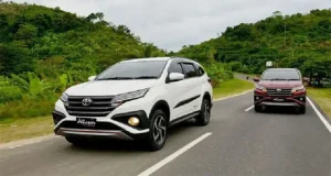 Toyota Rush – Đánh Giá Chi Tiết Từ Autodaily: Cạnh Tranh Nhỏ Gọn, Đầy Tiện Nghi