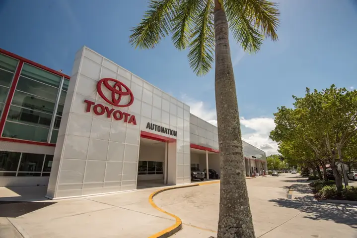 Autonation Toyota Weston: Địa Chỉ Uy Tín Cho Người Yêu Xe Toyota Tại Weston, Florida