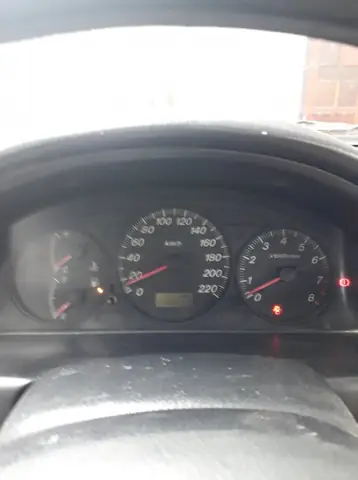 Tìm Hiểu Về Đồng Hồ Công Tơ Mét Mazda 323 Đời 2002: Nơi Bán, Cách Thay Thế Và Lưu Ý