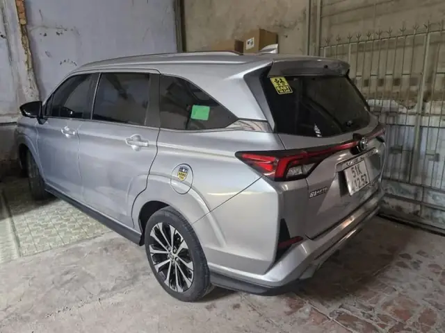 Bàn Toyota Cũ: Lựa Chọn Thông Minh Cho Người Mua Xe Hơi Giá Trị