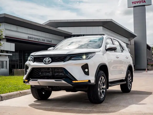 Bán Toyota Fortuner: Hướng Dẫn Chọn Mua Và Đánh Giá Chi Tiết Bán Toyota Fortuner: Hướng Dẫn Chọn Mua Và Đánh Giá Chi Tiết