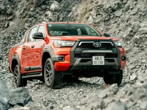 Bán Toyota Hilux: Chiến Lược Thành Công Và Những Lưu Ý Khi Mua Xe Độ Bền