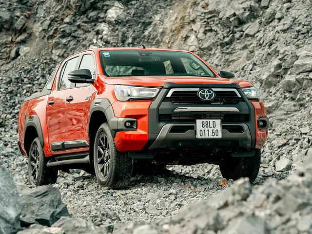 Bán Toyota Hilux: Chiến Lược Thành Công Và Những Lưu Ý Khi Mua Xe Độ Bền Bán Toyota Hilux: Chiến Lược Thành Công Và Những Lưu Ý Khi Mua Xe Độ Bền