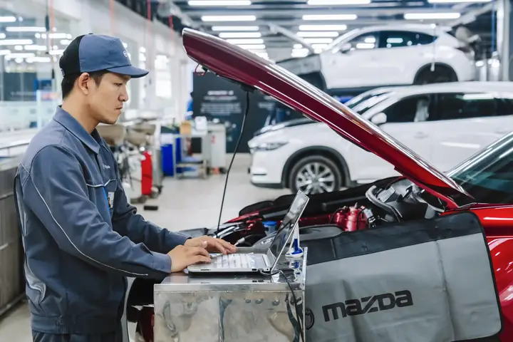 Bảo Dưỡng Định Kỳ Mazda 3 Lê Văn Lương: Hướng Dẫn Toàn Diện & Lịch Trình Chi Tiết