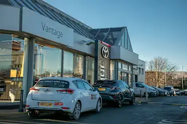 Benfield Toyota Leeds – Địa Chỉ Tin Cậy Cho Mọi Nhu Cầu Ô Tô Tại Leeds Benfield Toyota Leeds – Địa Chỉ Tin Cậy Cho Mọi Nhu Cầu Ô Tô Tại Leeds