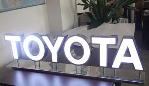 Biển Hiệu Toyota: Lịch Sử, Ý Nghĩa Và Tầm Ảnh Hưởng Trong Ngành Ô Tô Toàn Cầu Biển Hiệu Toyota: Lịch Sử, Ý Nghĩa Và Tầm Ảnh Hưởng Trong Ngành Ô Tô Toàn Cầu