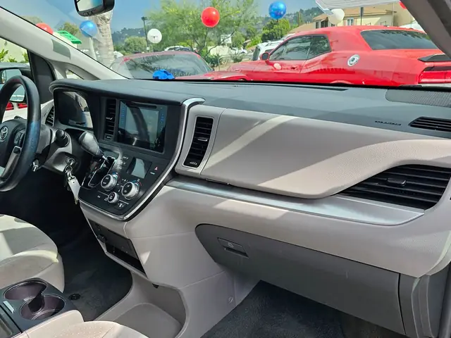 Bisque Interior Toyota: Thiết Kế Nội Thất Sang Trọng Và Tiện Nghi