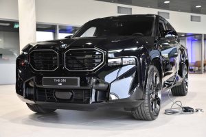 black sapphire bmw