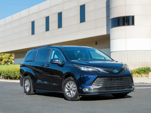 Blue Toyota Sienna – Sự Kết Hợp Hoàn Hảo Giữa Độ Bền, Thiết Kế Và Công Nghệ Cho Gia Đình Hiện Đại Blue Toyota Sienna – Sự Kết Hợp Hoàn Hảo Giữa Độ Bền, Thiết Kế Và Công Nghệ Cho Gia Đình Hiện Đại