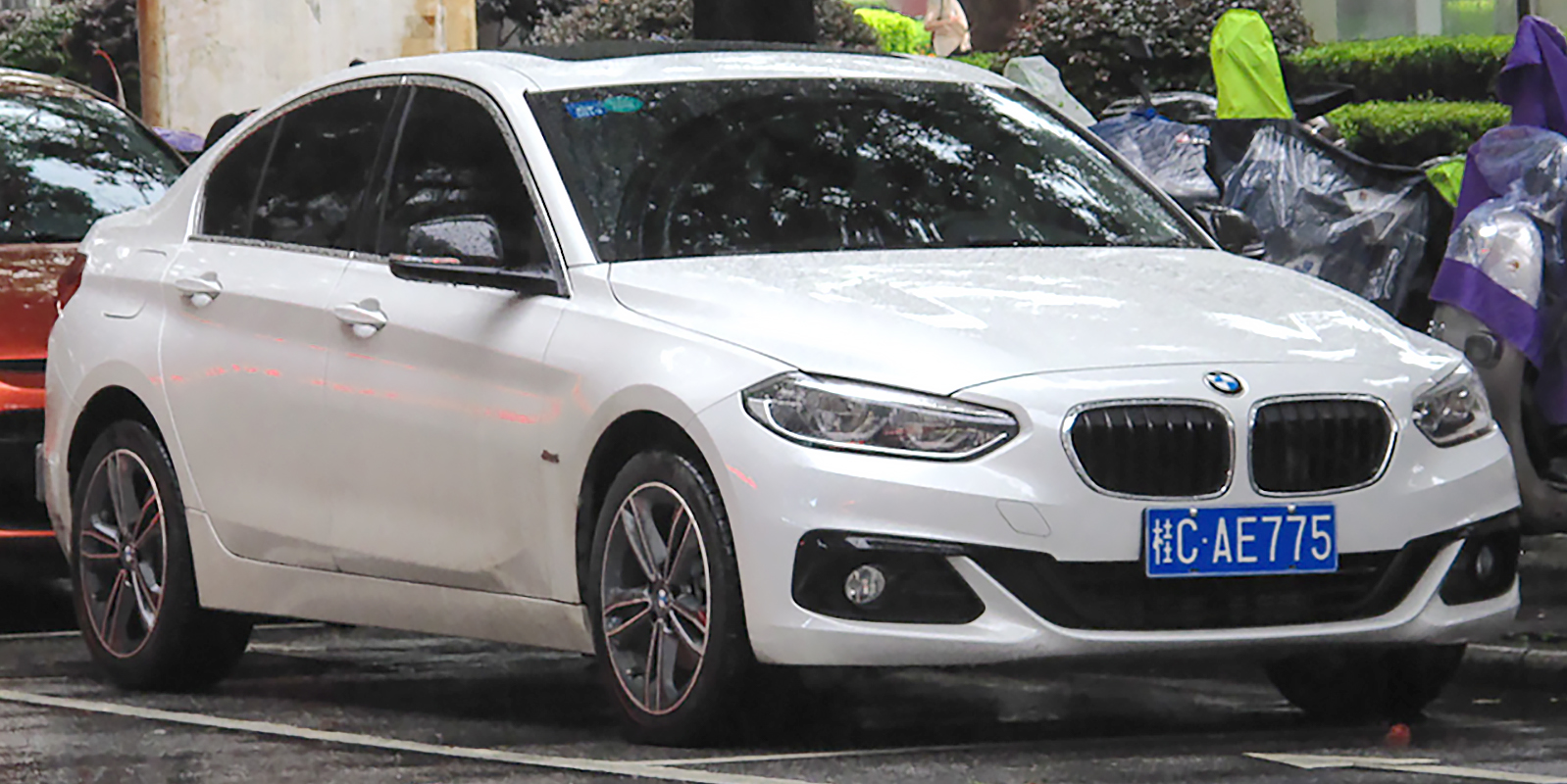 bmw 1 series sedan - Hình 5