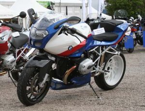 bmw 1200s