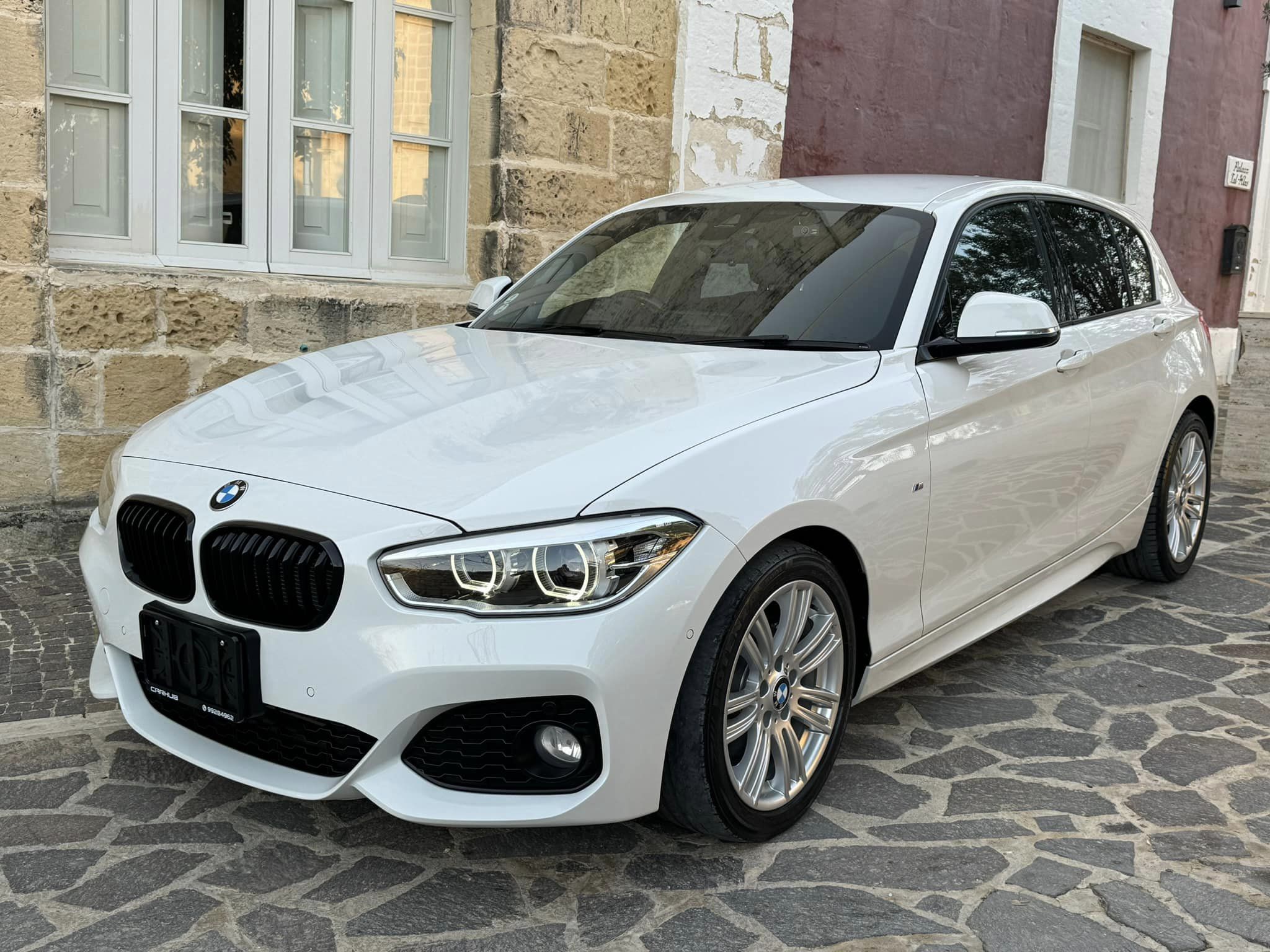 bmw 120i - Hình 3