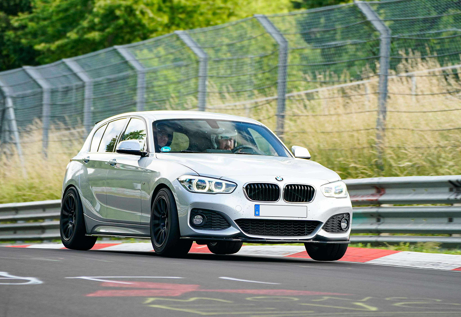 bmw 120i - Hình 5