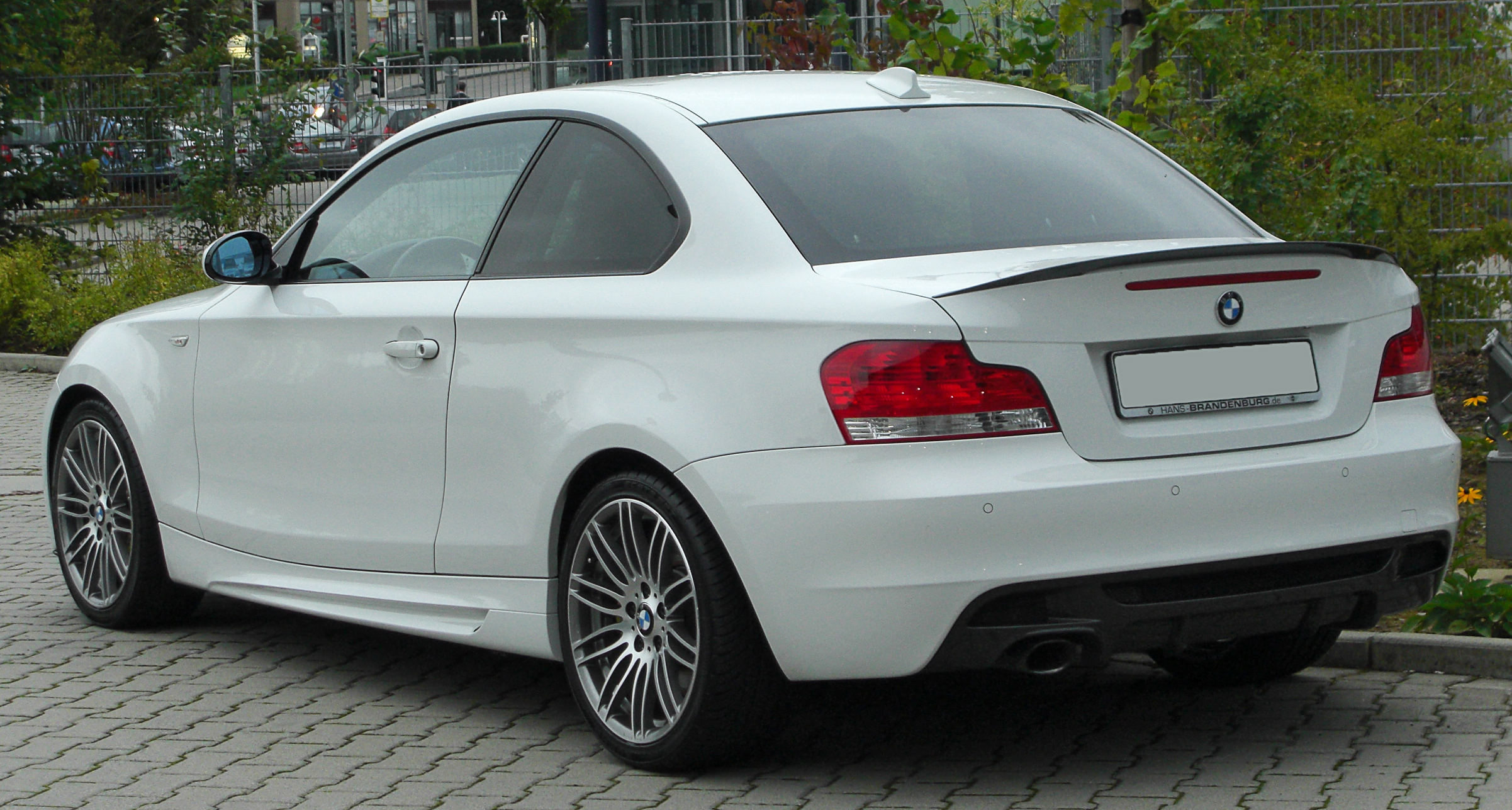 BMW 123d: Động Cơ Diesel 4 Xi-Lanh Mạnh Mẽ Nhất Từng Được Sản Xuất? 2 bmw 123d - Hình 4