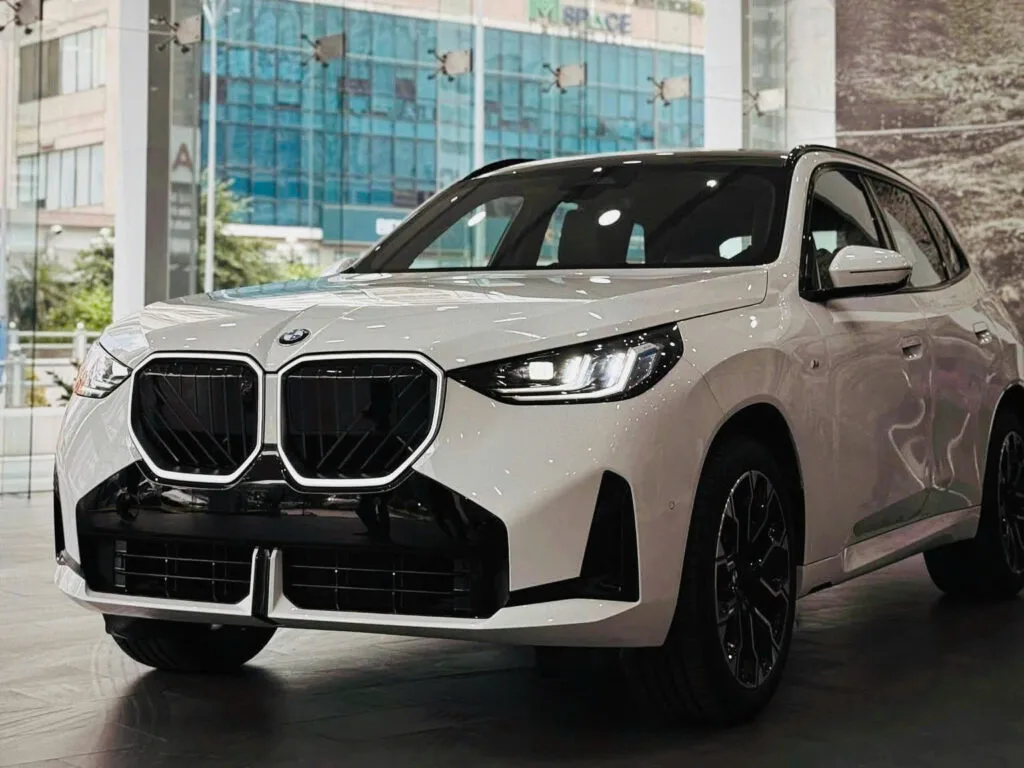 bmw 2 tỷ - Hình 1