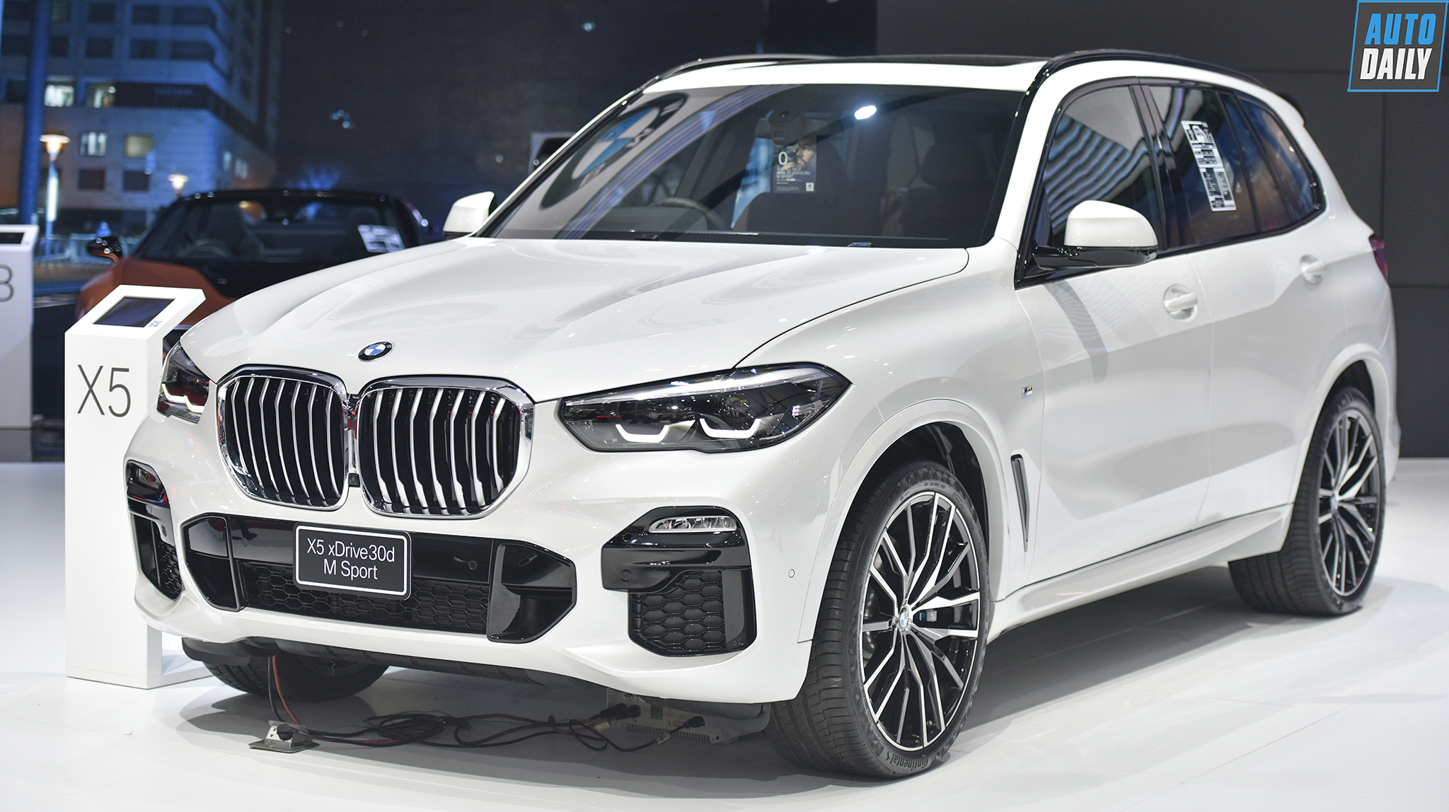 BMW 2019: Đánh giá toàn diện dòng xe Đức từ thiết kế, vận hành đến giá trị sử dụng 1 bmw 2019 - Hình 5