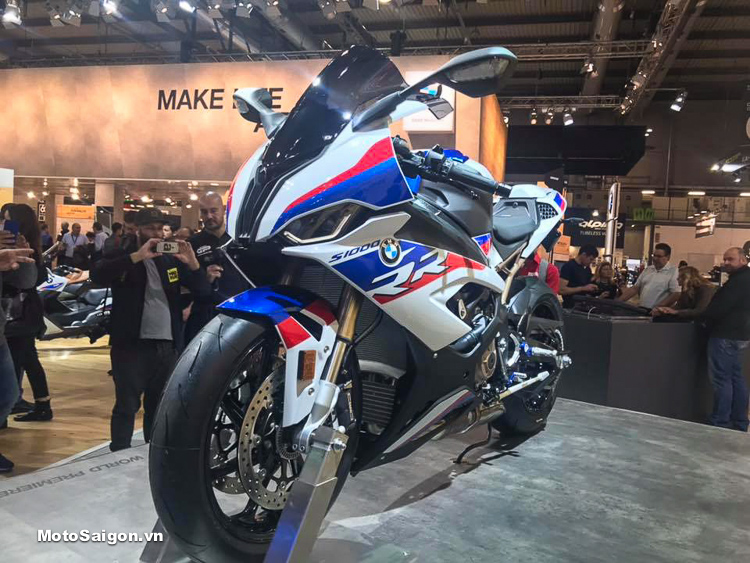 BMW 2019 Moto: Đánh giá toàn diện dòng xe mô tô BMW Motorrad năm 2019 2 bmw 2019 moto - Hình 4