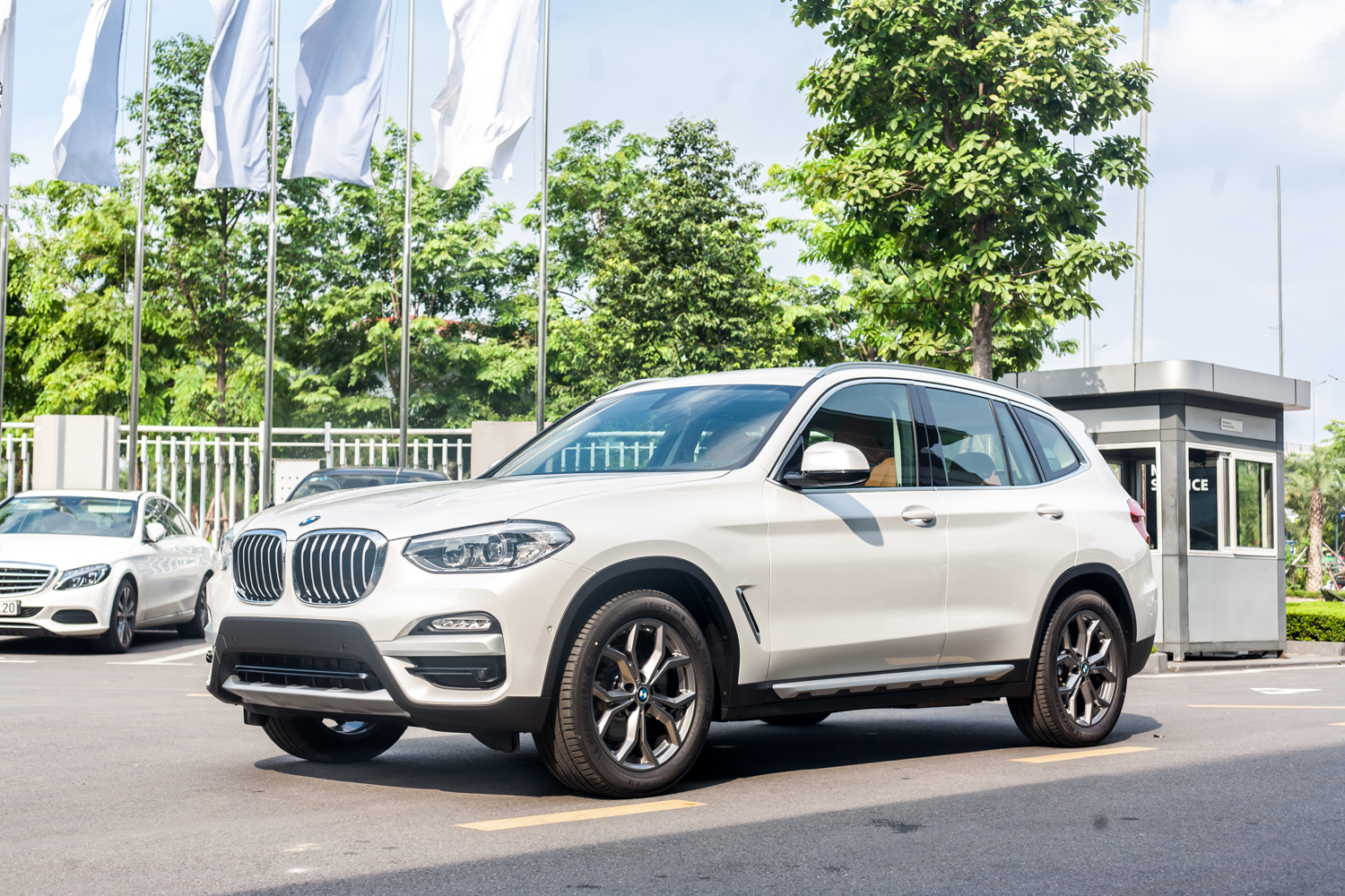 BMW 2019 X3: Đánh giá chi tiết từ thiết kế, vận hành đến trải nghiệm thực tế 1 bmw 2019 x3 - Hình 5