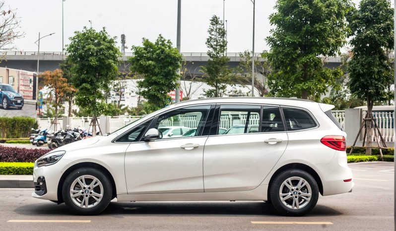bmw 218i 7 chỗ