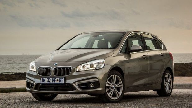 BMW 218i Active Tourer 2015: Đánh giá chi tiết từ A-Z cho người mua xe cũ 5 bmw 218i active tourer 2015 - Hình 1