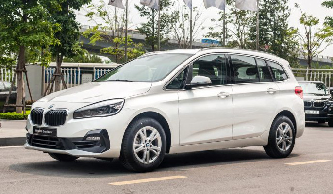 bmw 218i lci - Hình 3