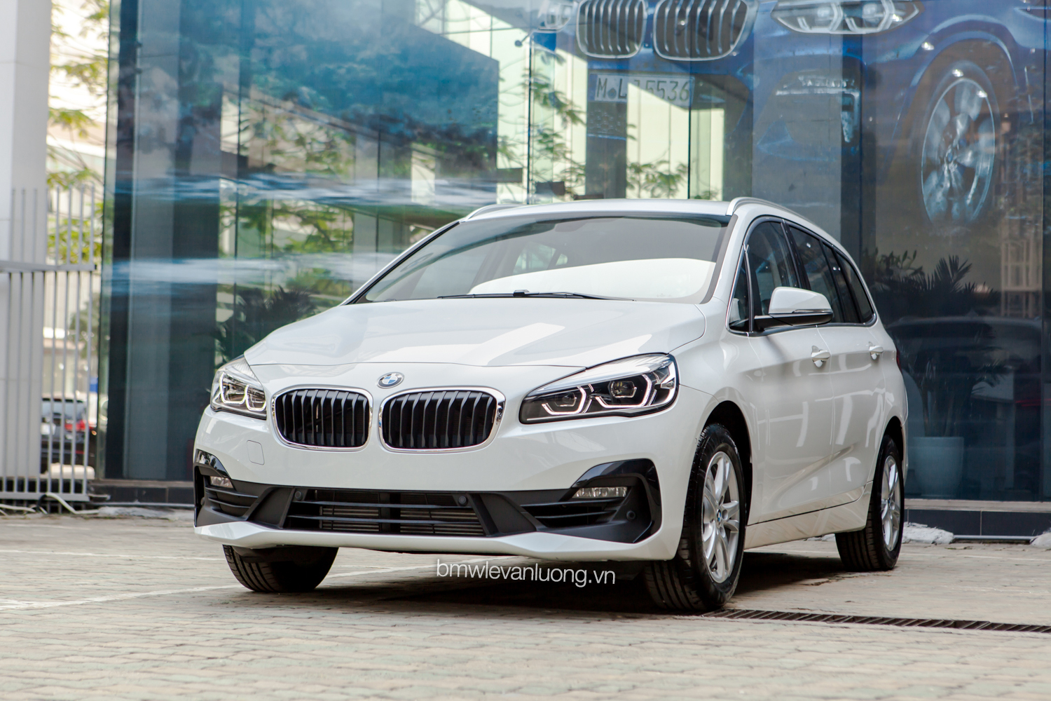 bmw 218i lci - Hình 1