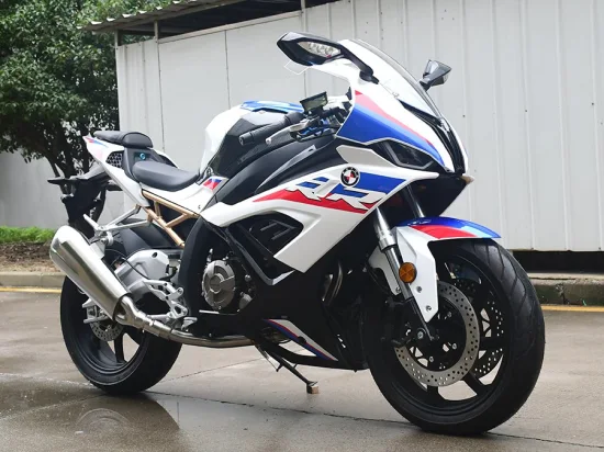 BMW 250: Khám Phá Chi Tiết Về Dòng Xe Huyền Thoại Và Những Điều Cần Biết 1 bmw 250 - Hình 5