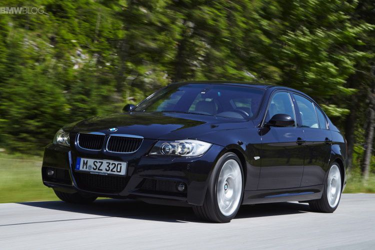 BMW 3 Series E90: Đánh giá chi tiết từ A-Z cho người đam mê xe Đức 3 bmw 3 series e90 - Hình 3