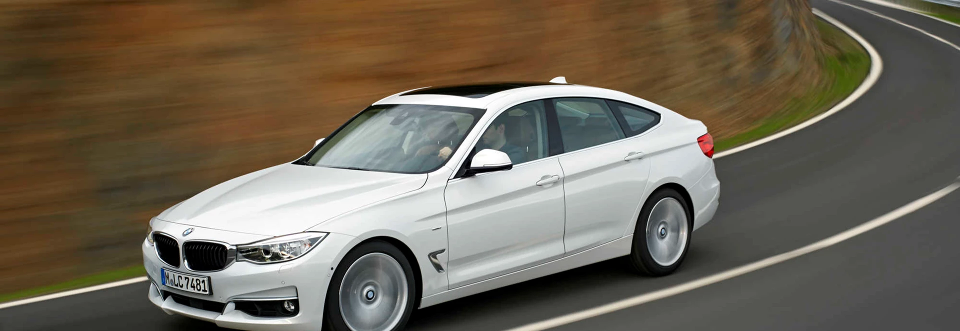 bmw 3 series hatchback - Hình 4