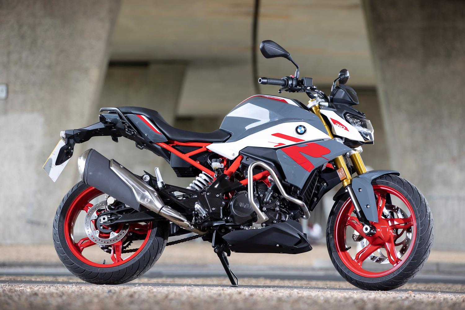 BMW 310R: Đánh giá chi tiết mẫu naked bike hạng nhẹ đáng mua nhất 2025 4 bmw 310r - Hình 1
