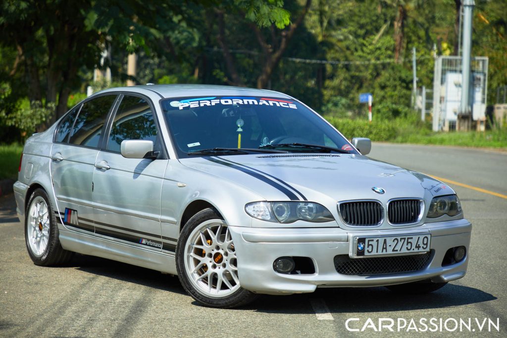 BMW 318i: Đánh Giá Chi Tiết Từ A-Z Về Dòng Xe Huyền Thoại 1 bmw 318i - Hình 5