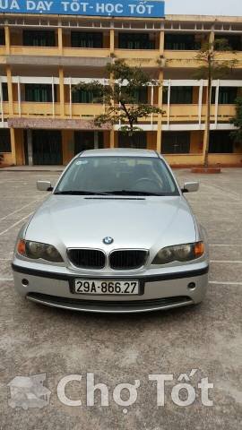 BMW 318i Số Sàn: Trải Nghiệm Lái Thuần Khiết Giữa Thế Giới Xe Sang 3 bmw 318i số sàn - Hình 3