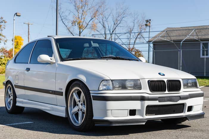 bmw 318ti - Hình 4
