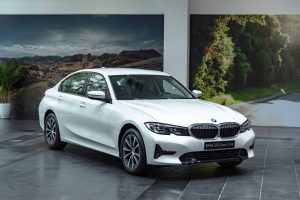 bmw 320i 2020 giá