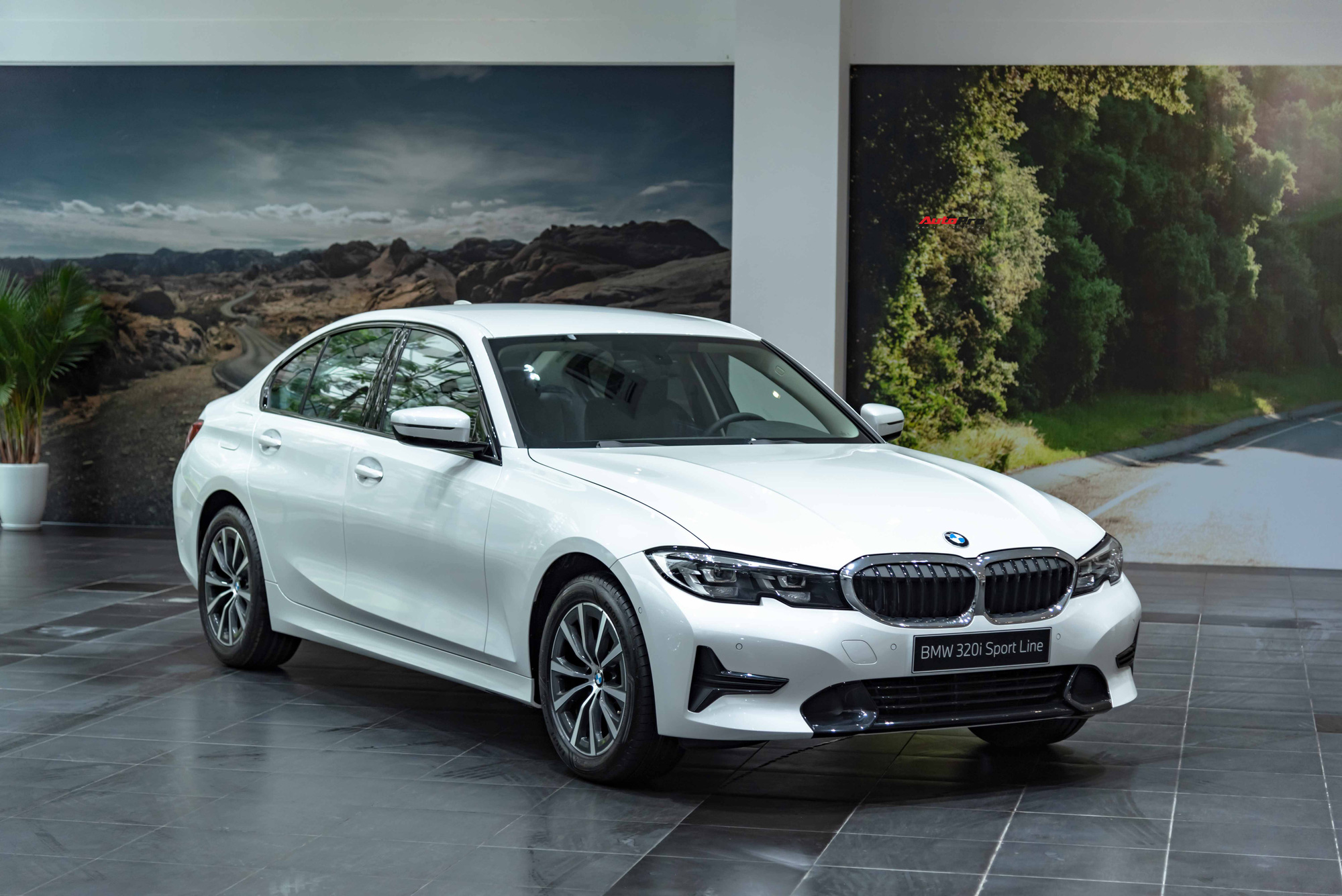 BMW 320i 2020 Giá Bao Nhiêu? Bảng Giá Chi Tiết, Đánh Giá & Kinh Nghiệm Mua Xe 5 bmw 320i 2020 giá - Hình 1