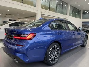 bmw 320i blue